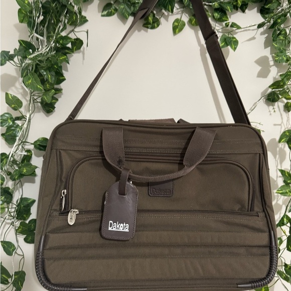 Dakota 17" Weekender Carryon Overnight Ballistic Nylon Briefcase Bag Green - Picture 1 of 13